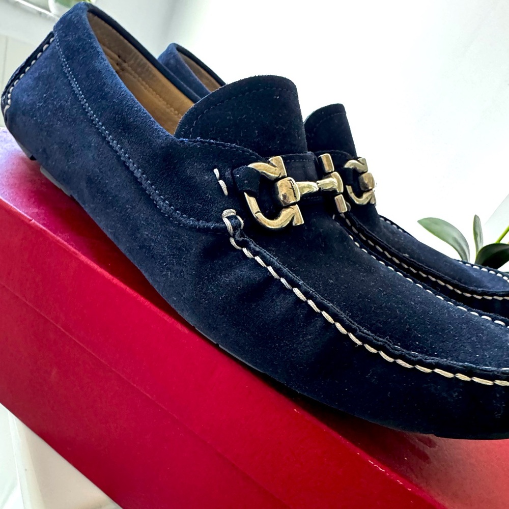 Salvatore Ferragamo loafers!!